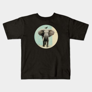 Elephant and a black bird Kids T-Shirt